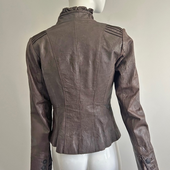 Ladie's Danier Leather Jacket Size XS - Picture 7 of 12